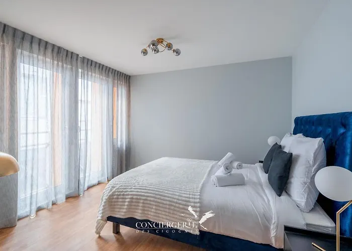 Διαμέρισμα Outre-mer - In Center Of *